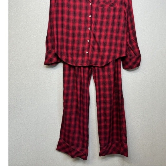 Victorias Secret THE FLANNEL Pajama Set RED SHIMMER PLAID Size L - Picture 7 of 7